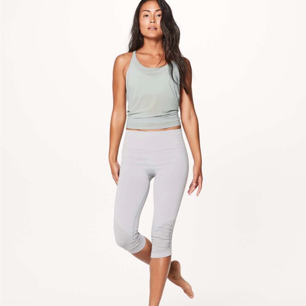Lululemon awakening tank